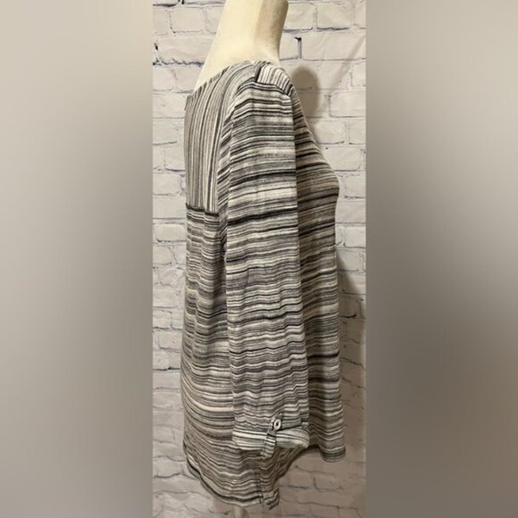 T By Talbots Gray Popover Shirt Top Striped Gray Summer Soft Zip Back large - Picture 2 of 6